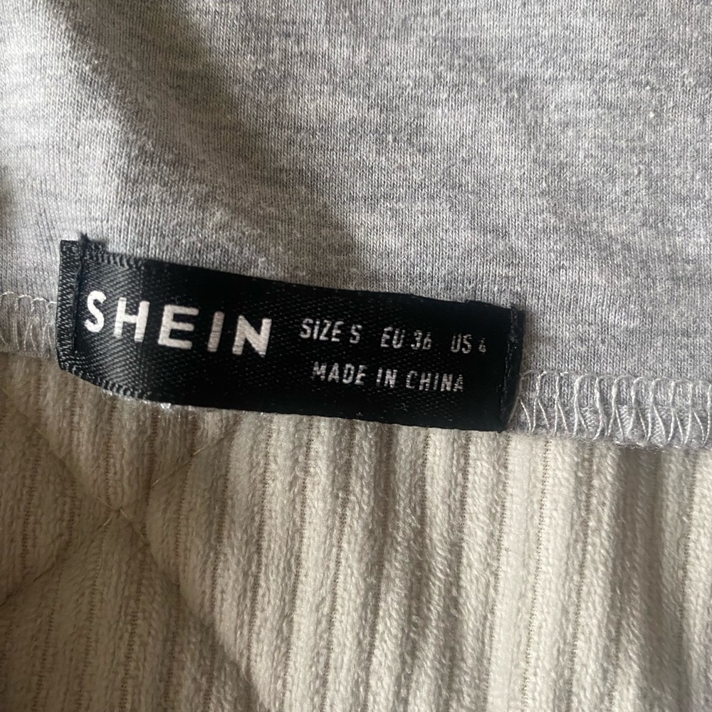 5/$20 Halter crop top - Picture 7 of 7